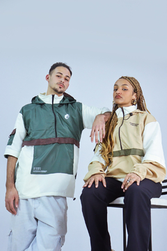 Jaqueta Corta Vento Anorak Camaleão Urbano Capuz Verde - comprar online