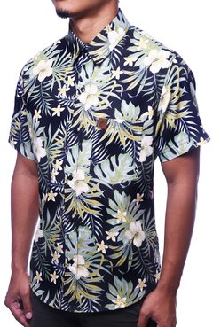 CAMISA ESTAMPADA CAMALEÃO URBANO FOLHAGEM TROPICAL PRETA - comprar online