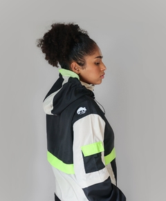 Jaqueta Corta Vento Anorak Camaleão Urbano Capuz Verde Neon