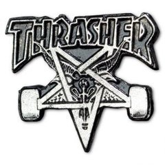 Pin Skate Thrasher