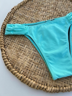 Tanga Básica Borboleta - Verde Água - comprar online