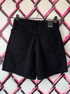 SHORT BERMUDA JEAN RIGIDO - comprar online