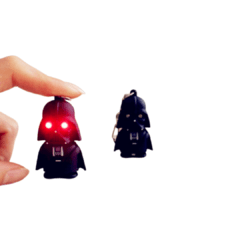 Chaveiro Darth Vader Star Wars Com Luz Led Vermelha E Som - comprar online