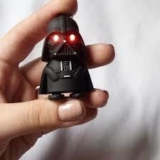Chaveiro Darth Vader Star Wars Com Luz Led Vermelha E Som - loja online