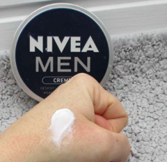 Creme Nívea Importado da Alemanha - Fórmula alemã exclusiva 30g NIVEA MEN na internet