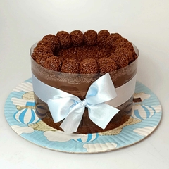 Brigadeiro (Naked Cake) na internet