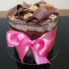 Nozes com Chocolate (Naked Cake)