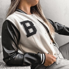 Jaqueta bomber best sale college feminina