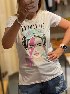 Remera Vogue