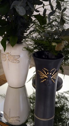 Vaso de cerâmica 1 abelha - Coleção Joana Stickel - comprar online