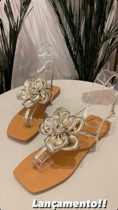 Sandália feminina rasteira flor com traseira - comprar online
