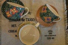 Taza de cerámica (flores) - comprar online