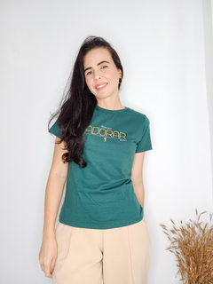 Tshirt "Feita para Adorar" - comprar online