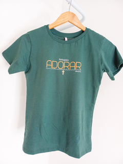 Tshirt "Feita para Adorar" - Meu Closet