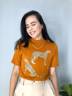 Tshirt dois leopardos - comprar online