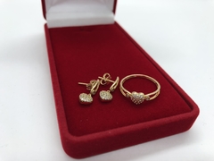 Anel e brinco de coração com zirconias em ouro 18kl/750 - comprar online