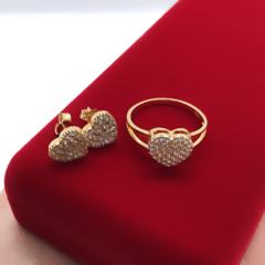 Anel e Brincos de Coração Com Pedras Em Ouro 18kl/750 - Design Joias