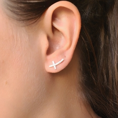 Brinco Cruz Earcuff Com Zircônia Prata 925