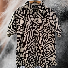 Camisa Sombra Animal - comprar online