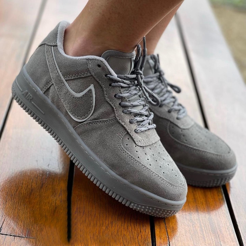 T Nis Nike Air Force Cinza Camur A