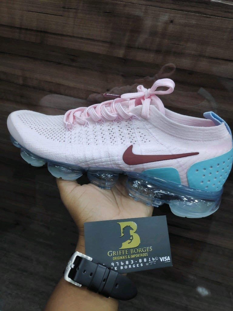 Vapormax orders branco e rosa