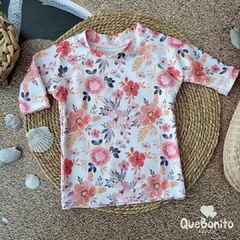 Remera UV Flores "Sunny"