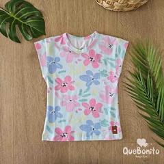 Remera "Kira" flores