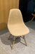 SILLA EMAES TAPIZADO BEIGE -CODIGO 564