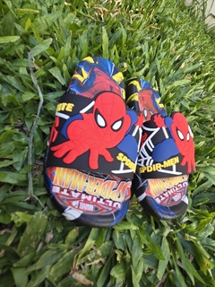 CHANCLA "SPIDERMAN" IMPORTA !! Numeración 26 al 35 Precio