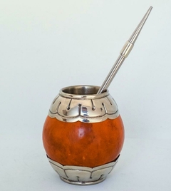 Mate de calabaza con base cincelado