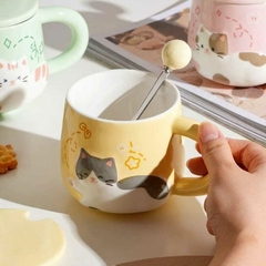 TAZA CON TAPA GATITO BALL PASTEL