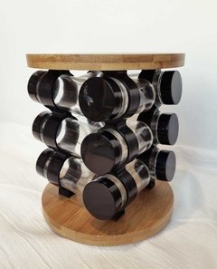Especiero giratorio de madera de bambú y detalles negros