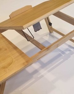 Mesa de cama de bamboo para tablet, notebook o libro en internet