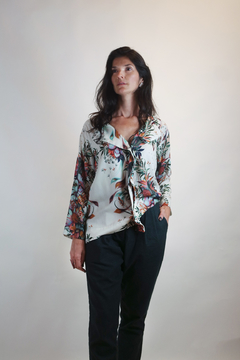 Camisa Cora Estampa Floral - comprar online