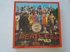 THE BEATLES - SGT. PEPPER'S LONELY HEARTS CLUB BAND BOX