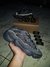 Imagem do Adidas Yeezy 500 "Utility Black"