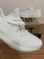 Adidas Yeezy Boost 350 v2 "Cream White" na internet