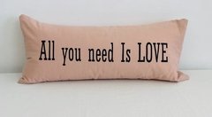 ALMOHADON TUSOR ALL YOU NEED IS LOVE en internet