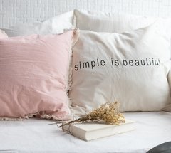 ALMOHADON TUSOR SIMPLE IS BEAUTIFUL - comprar online