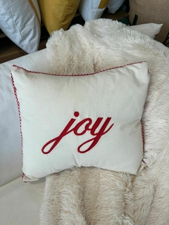 Almohadon bordado Navidad de 40x40cm JOY