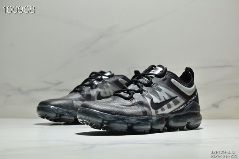 Nike run cheap utility vapormax