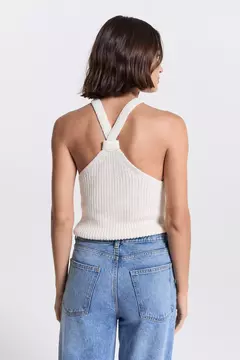 TOP TROYA OFF WHITE en internet