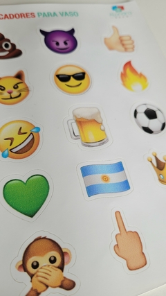 Identificador para vasos Emojis en internet