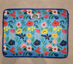 Funda Notebook Flores Azules 13''