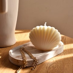 Vela decorativa shell