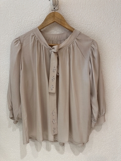 Blusa Lazo con aplique - MOOD