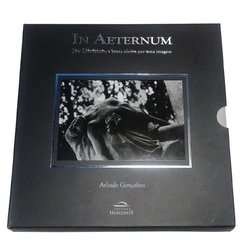 In Aeternum: Joy Division: a Busca Afetiva por uma Imagem