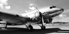 Avion vintage B&W - 2AP3223