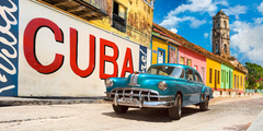 Vintage car and mural, Cuba - 2AP3718