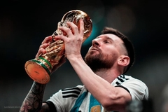 Messi levantando la copa #5